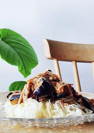 なすとえのきの韓国ダレ☆素麺☆うどん-レシピのメイン写真