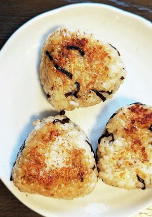 冷凍ご飯で昆布焼きおにぎり-レシピのメイン写真