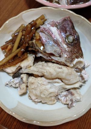 鯛のあらとごぼうの煮付け　(薄味)-レシピのメイン写真