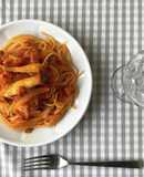 エリンギとベーコンとトマトのパスタ