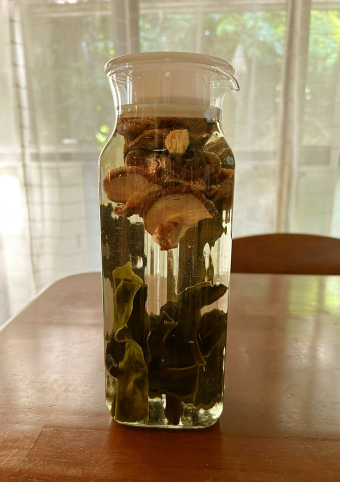 昆布と椎茸だし-レシピのメイン写真