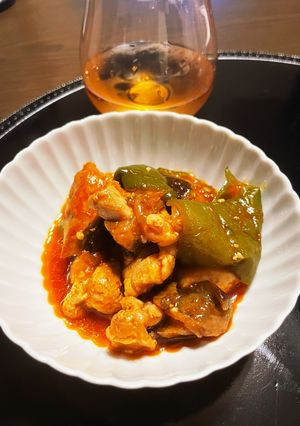 ロゼワインのお供に！鶏肉のトマト煮込み-レシピのメイン写真