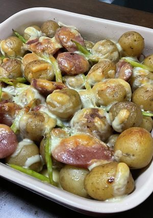 新じゃがとフランクとアスパラのチーズ焼き-レシピのメイン写真