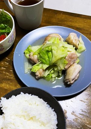 鶏肉とキャベツのガーリック炒め-レシピのメイン写真