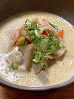 ごぼうとまいたけのほっこり豆乳スープ-レシピのメイン写真