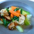 チーズ入り肉団子の中華風スープ煮