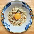 大人の味わい☆レンジで梅シソ卵うどん