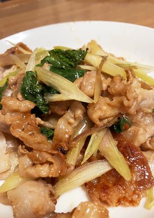 豚バラと大葉とみょうがのバタポン炒め-レシピのメイン写真