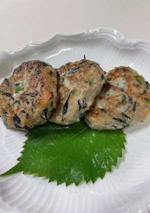 鳥挽肉の野菜ひじき焼き-レシピのメイン写真