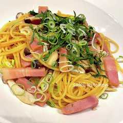 รูปของ ベーコンと大葉の和風パスタ