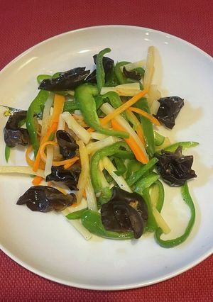 キクラゲと筍の炒め物（木耳竹筍炒蔬菜）-レシピのメイン写真
