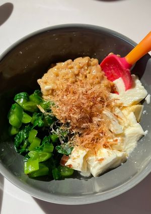 幼児食にも！つるむらさきのネバネバ冷奴-レシピのメイン写真
