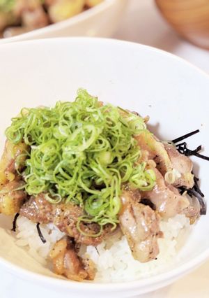 かしわバター丼-レシピのメイン写真