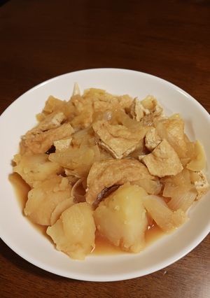 油揚げとじゃが芋、玉ねぎの煮物-レシピのメイン写真