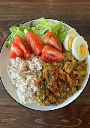 豚ひき肉とニラの卵とじカレー（醤油麹）-レシピのメイン写真