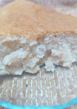 ストロベリーレアチーズケーキ入りケーキ-レシピのメイン写真
