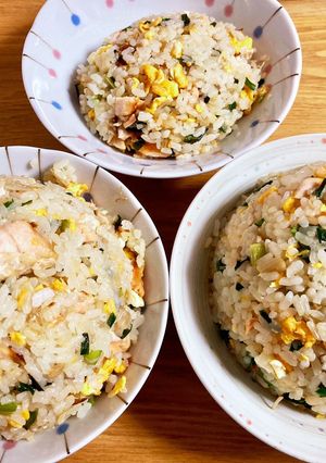 秋鮭とえのきのバター醤油チャーハン-レシピのメイン写真