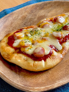 市販のナンで♡お手軽ナンピザ♡-レシピのメイン写真