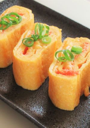 〖 チーズがとろ～り！明太子入り卵焼き〗-レシピのメイン写真