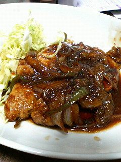 豚カツ用肉で豚の生姜焼@野菜たっぷりタレ-レシピのメイン写真