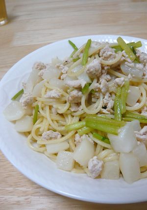 ヘルシー♪かぶと鶏挽肉のパスタ-レシピのメイン写真