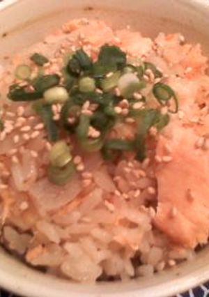 楽チン(´Д`)鮭の炊き込みご飯-レシピのメイン写真