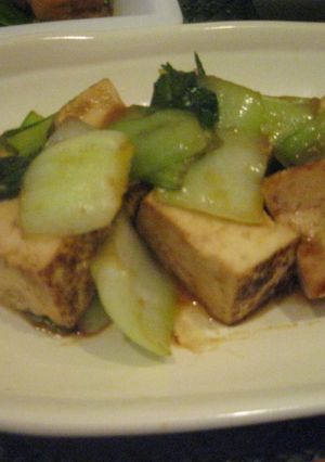 簡単☆青梗菜と豆腐のバターオイスター炒め-レシピのメイン写真
