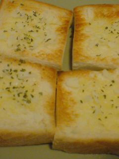 食パンDEガーリックトースト☆-レシピのメイン写真
