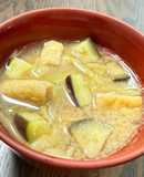簡単：茄子とみょうがのお味噌汁