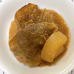 รูปของ ホットクックで簡単牛肉と大根の煮込み