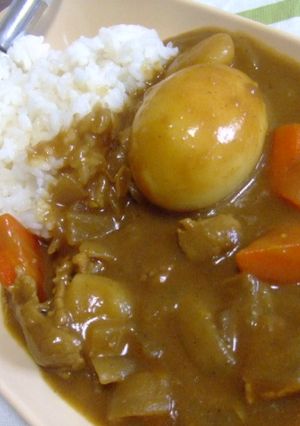 うちのカレーは、半熟ゆでたまご入り♪-レシピのメイン写真