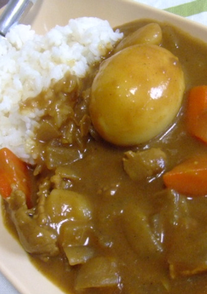 うちのカレーは、半熟ゆでたまご入り♪-レシピのメイン写真