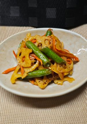 お弁当にもぴったり！カレー風味のれんこんきんぴら-レシピのメイン写真
