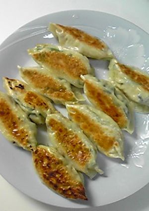 豆腐のﾂﾅ･ﾆﾗ餃子-レシピのメイン写真