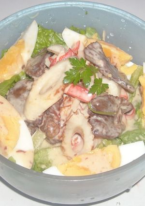 桜肉缶詰＆カニカマ＆竹輪＆レタスのサラダ-レシピのメイン写真