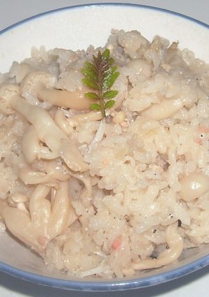鮭フレーク＆しらす＆ブナピー炊き込みご飯-レシピのメイン写真