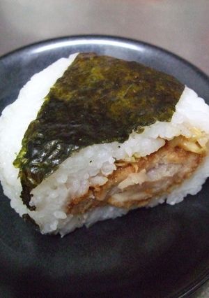 ソースカツどん風おにぎり-レシピのメイン写真
