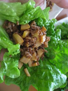 たけのこと豚肉のそぼろレタス包み-レシピのメイン写真