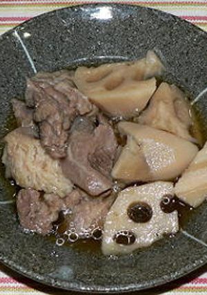 圧力鍋で、牛すじ肉とレンコンの煮込み-レシピのメイン写真