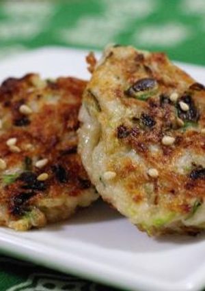 餃子の残り具で☆さっくりふんわり山芋焼き-レシピのメイン写真