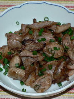 梅酢風味の鶏皮の塩炒り-レシピのメイン写真