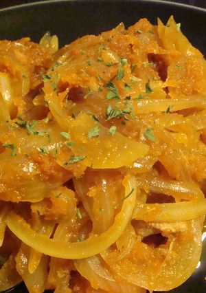 鶏肉のソテー　玉ねぎ＆人参ソースかけ＊-レシピのメイン写真