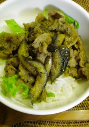 簡単！焼肉のタレでガッツリ豚丼♪-レシピのメイン写真