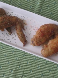 赤と緑の手羽先の唐揚げ-レシピのメイン写真