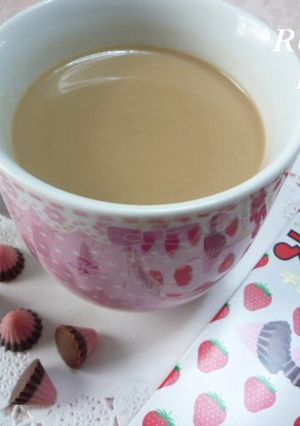 アポロで簡単美味♡いちごカフェモカ*♥-レシピのメイン写真