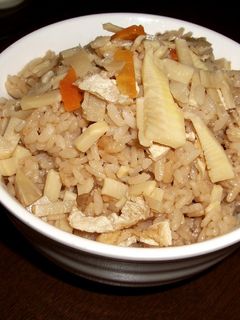 たけのこご飯*2合炊き*-レシピのメイン写真