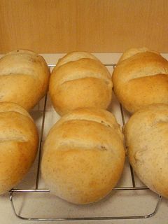 くるみ入りライ麦パン-レシピのメイン写真