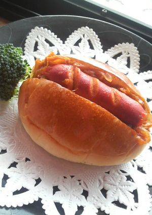 遅く起きた朝食に、簡単ホットドッグ-レシピのメイン写真