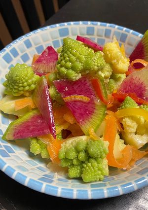 紅芯大根とロマネスコの サラダ柚子風味-レシピのメイン写真