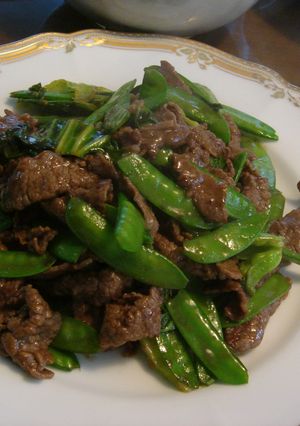 牛肉と絹さやのオイスター炒め-レシピのメイン写真